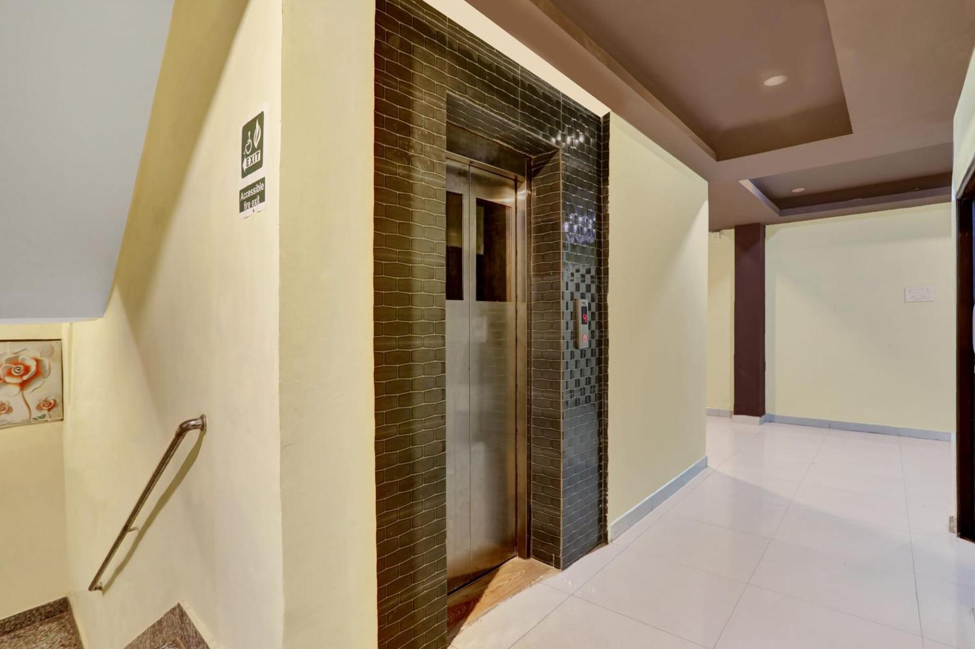 Super Hotel O Phulwarisharif Near Aiims Khagaul Buitenkant foto
