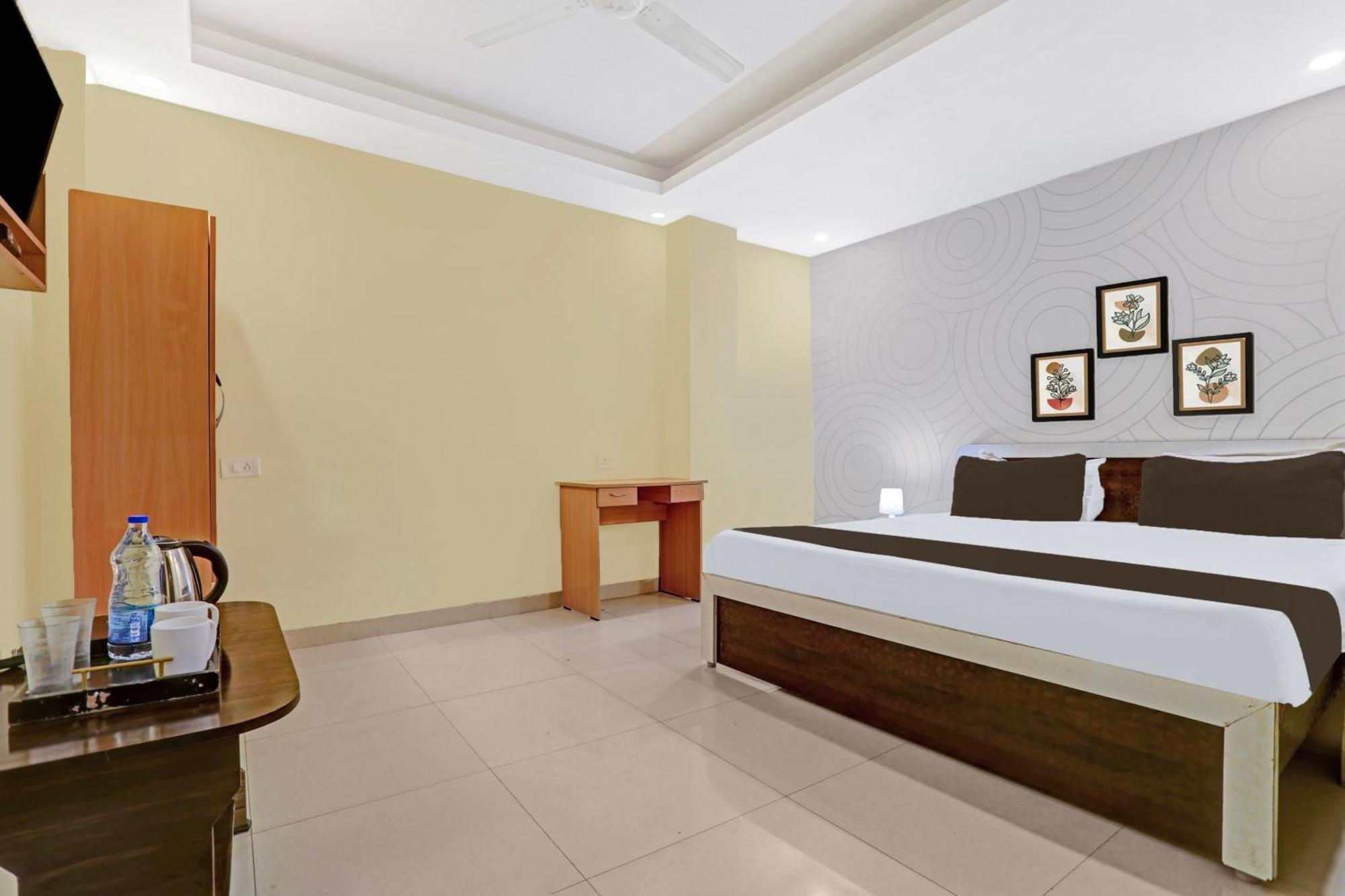 Super Hotel O Phulwarisharif Near Aiims Khagaul Buitenkant foto