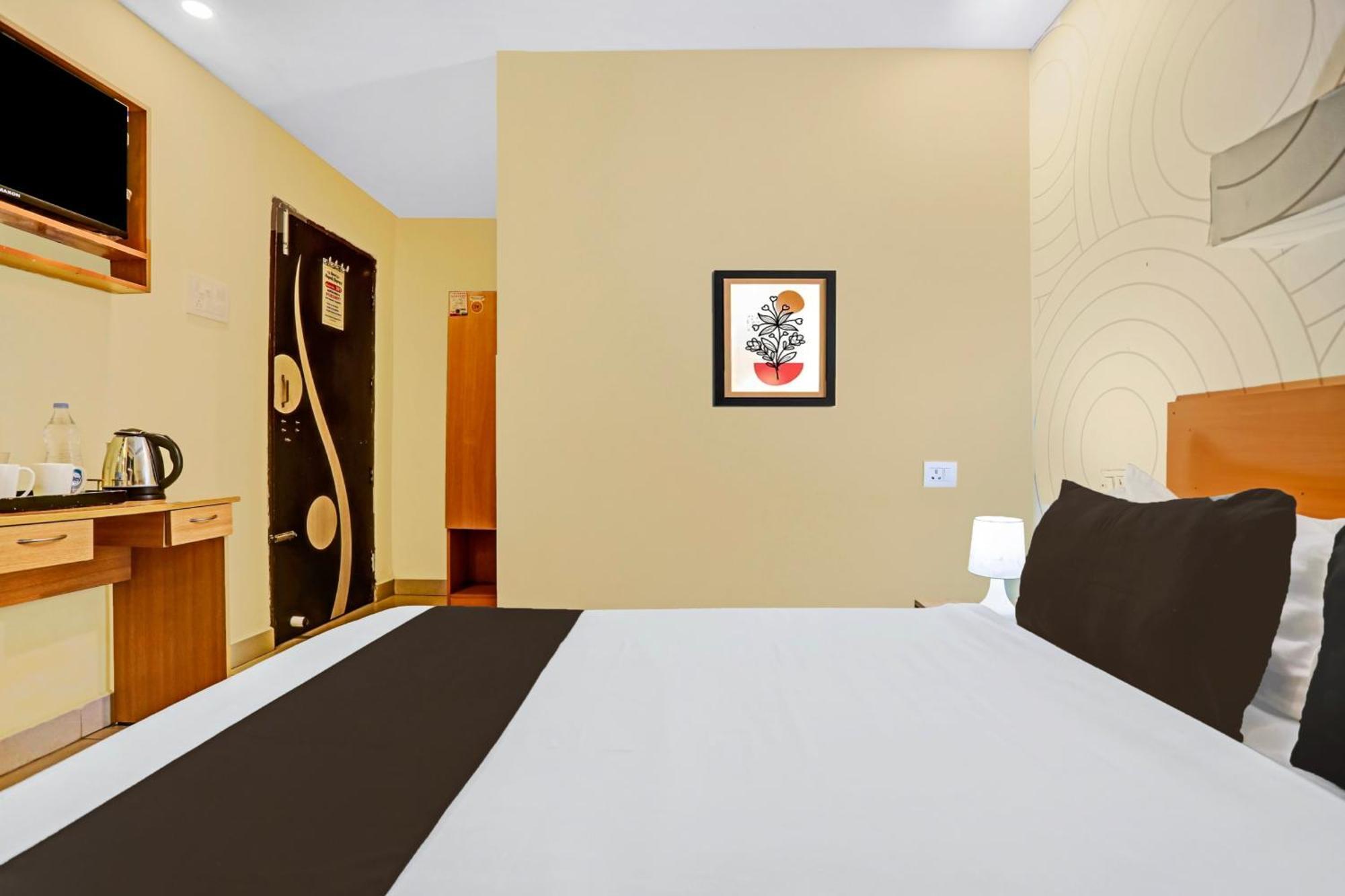 Super Hotel O Phulwarisharif Near Aiims Khagaul Buitenkant foto