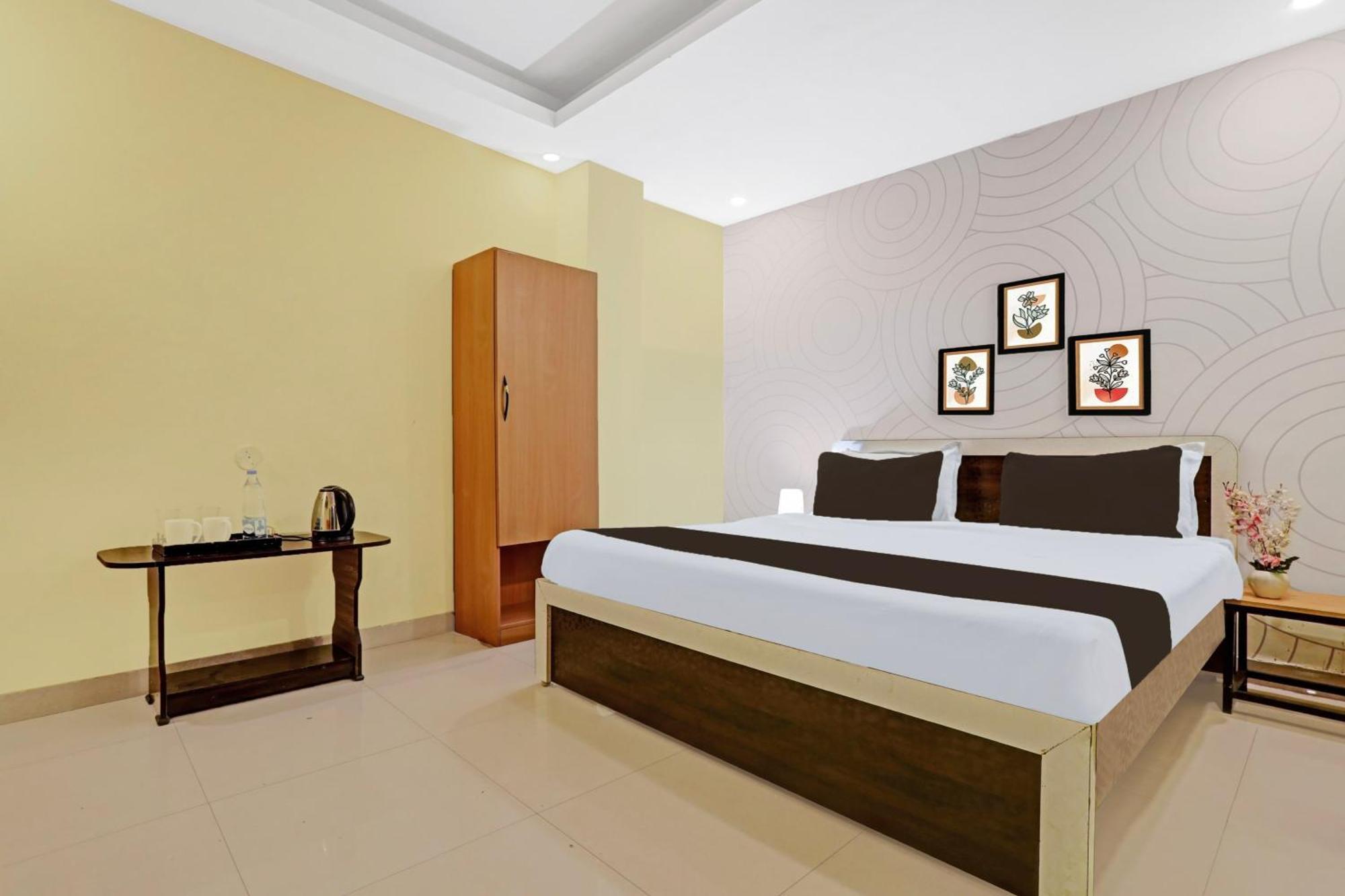 Super Hotel O Phulwarisharif Near Aiims Khagaul Buitenkant foto