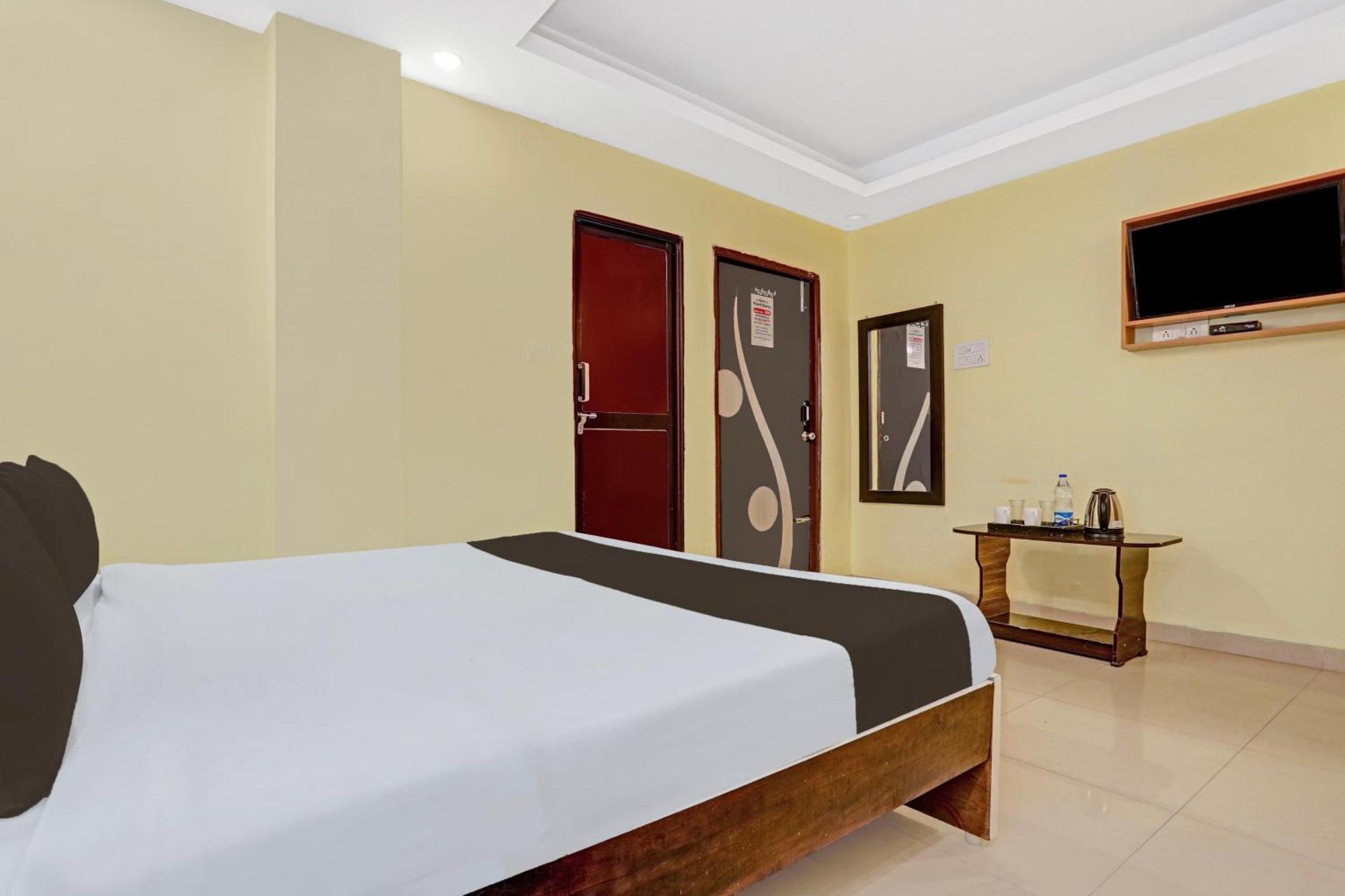 Super Hotel O Phulwarisharif Near Aiims Khagaul Buitenkant foto